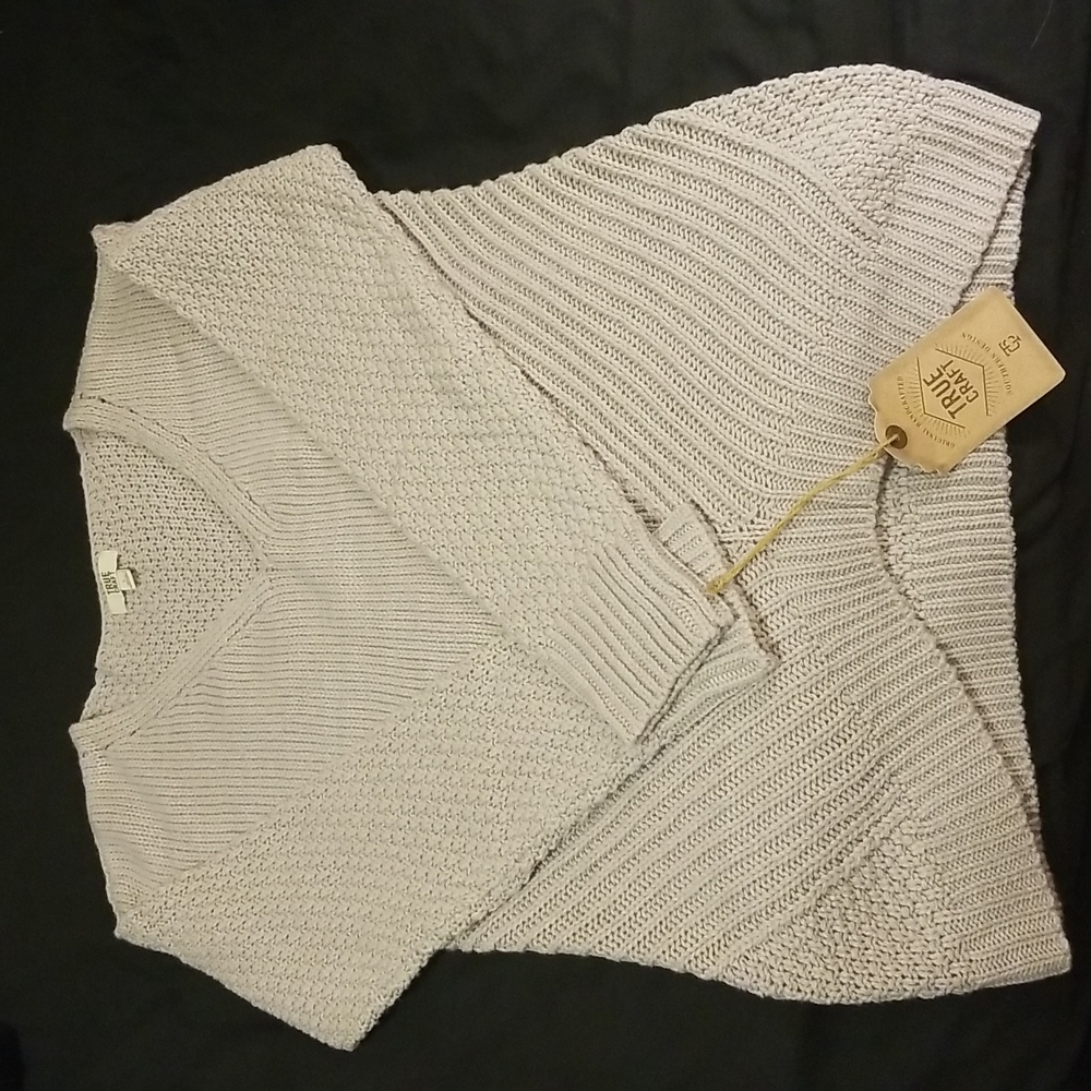 3/$15 True Craft sweater